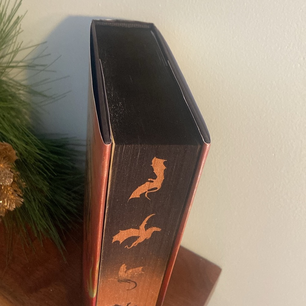 Iron Flame 🔥- Custom sprayed edges - Picture 3 of 5